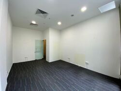 Sbf Center (D1), Office #524783251